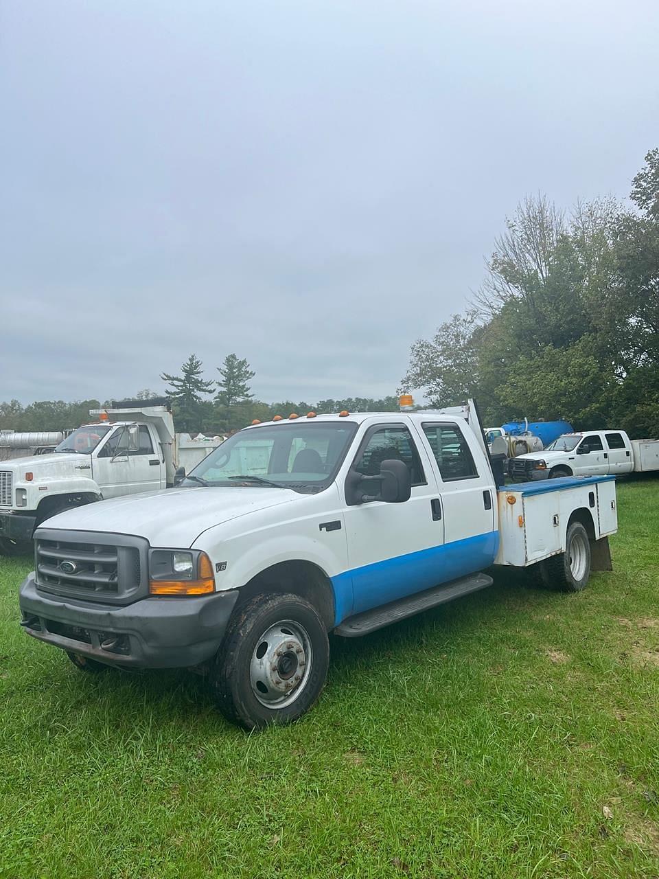 Image of Ford F-450 Primary Image