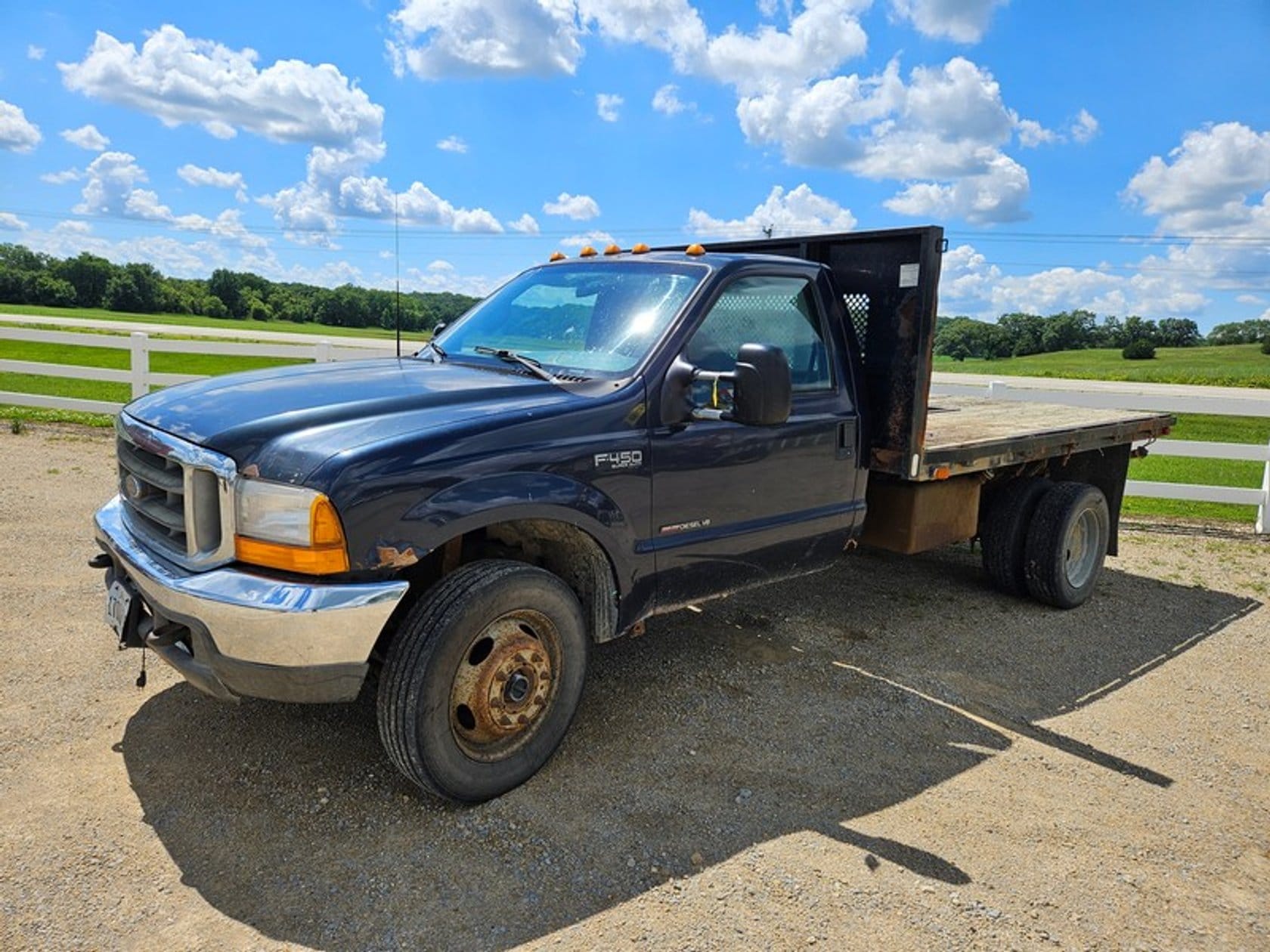 1999 Ford F-450 Equipment Image0
