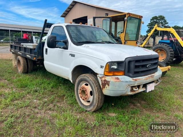 Image of Ford F-450 equipment image 1