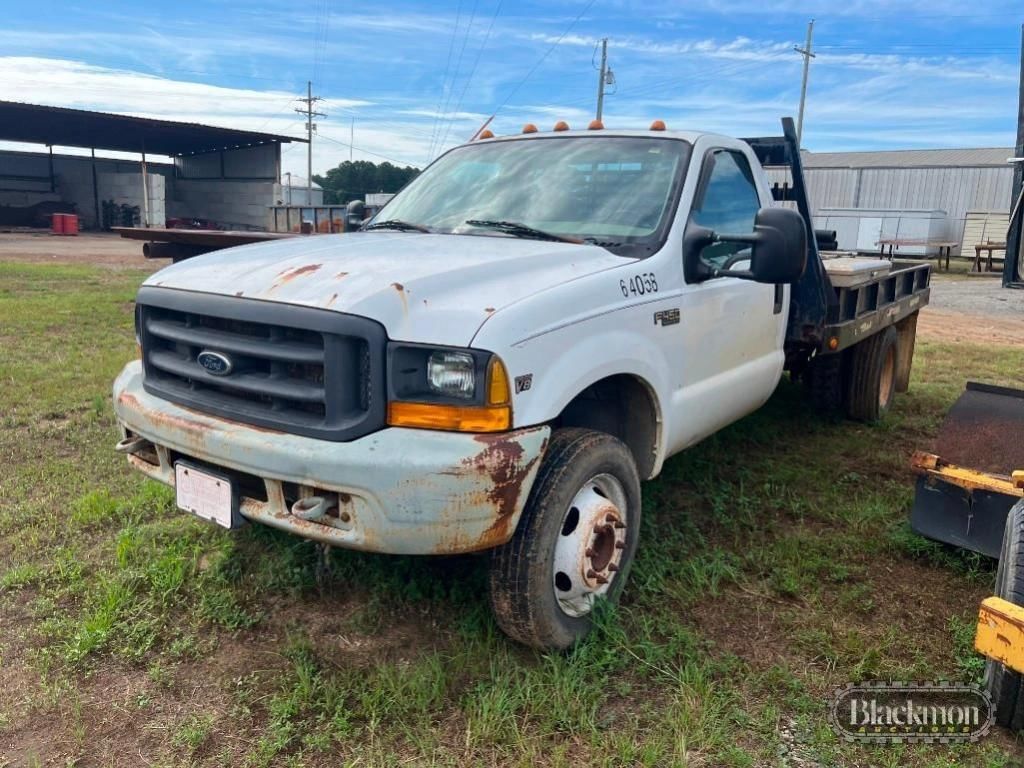 1999 Ford F-450 Equipment Image0
