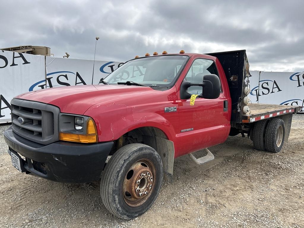 Image of Ford F-450 Primary image