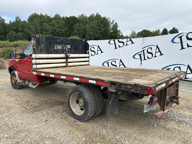 Image of Ford F-450 equipment image 2