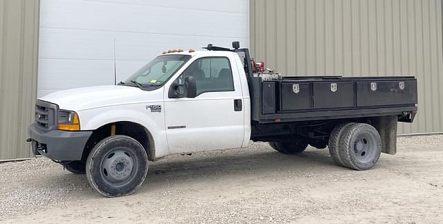 Image of Ford F-450 equipment image 1