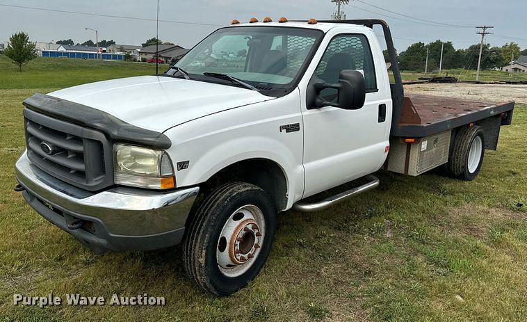 Image of Ford F-450 Primary image