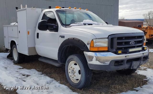 Image of Ford F-550 equipment image 2