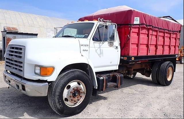 Image of Ford F-850 equipment image 1