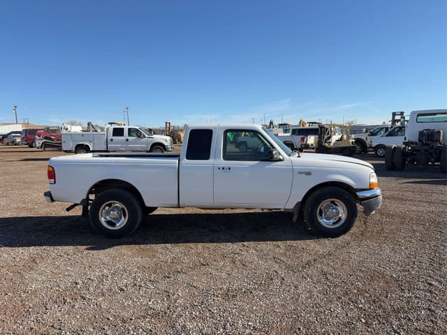 Image of Ford Ranger equipment image 3