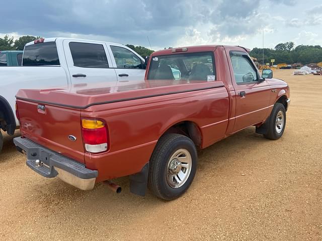 Image of Ford Ranger XLT equipment image 2