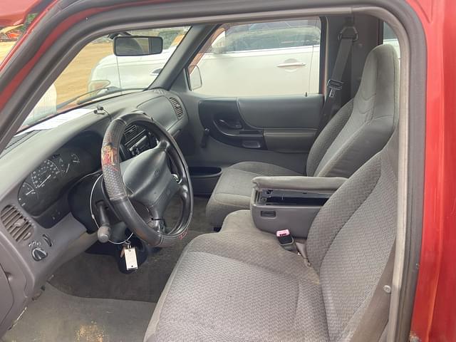 Image of Ford Ranger XLT equipment image 4