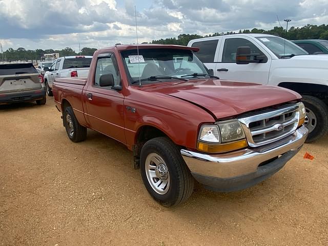 Image of Ford Ranger XLT equipment image 1