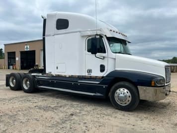 Main image Freightliner Century Class
