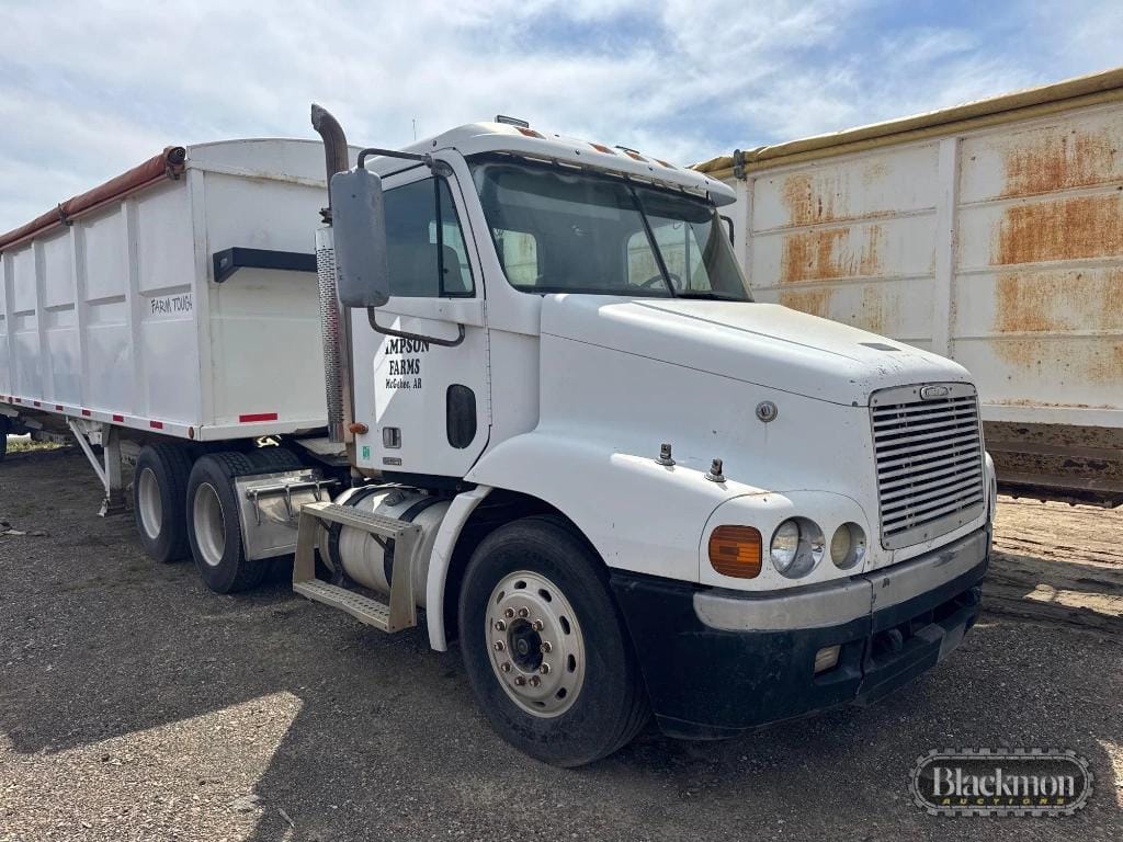 Main image Freightliner Century Class
