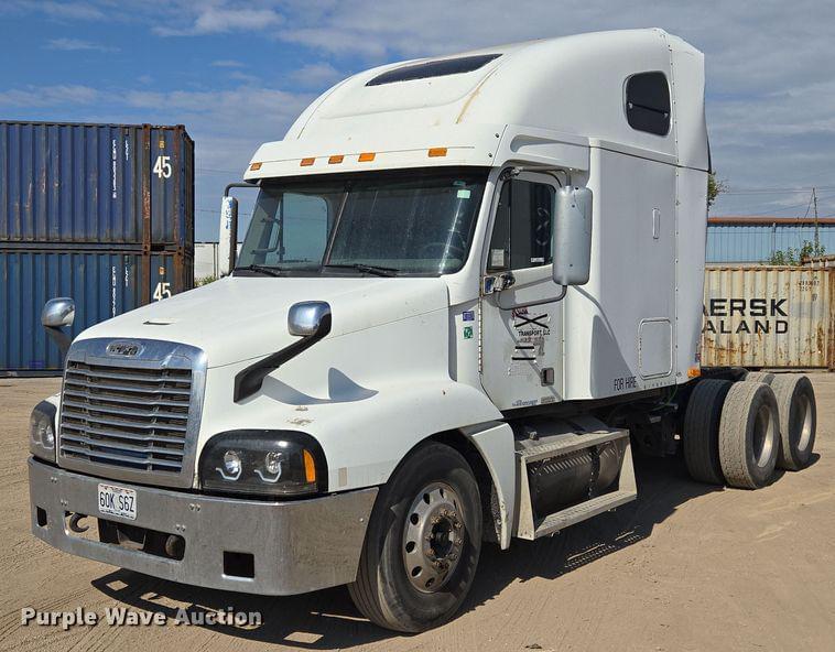 Image of Freightliner Century Class Primary image