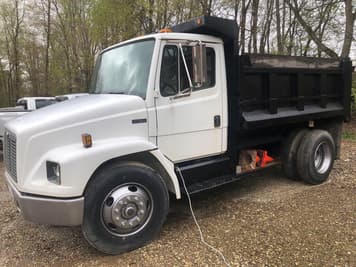 Main image Freightliner FL60