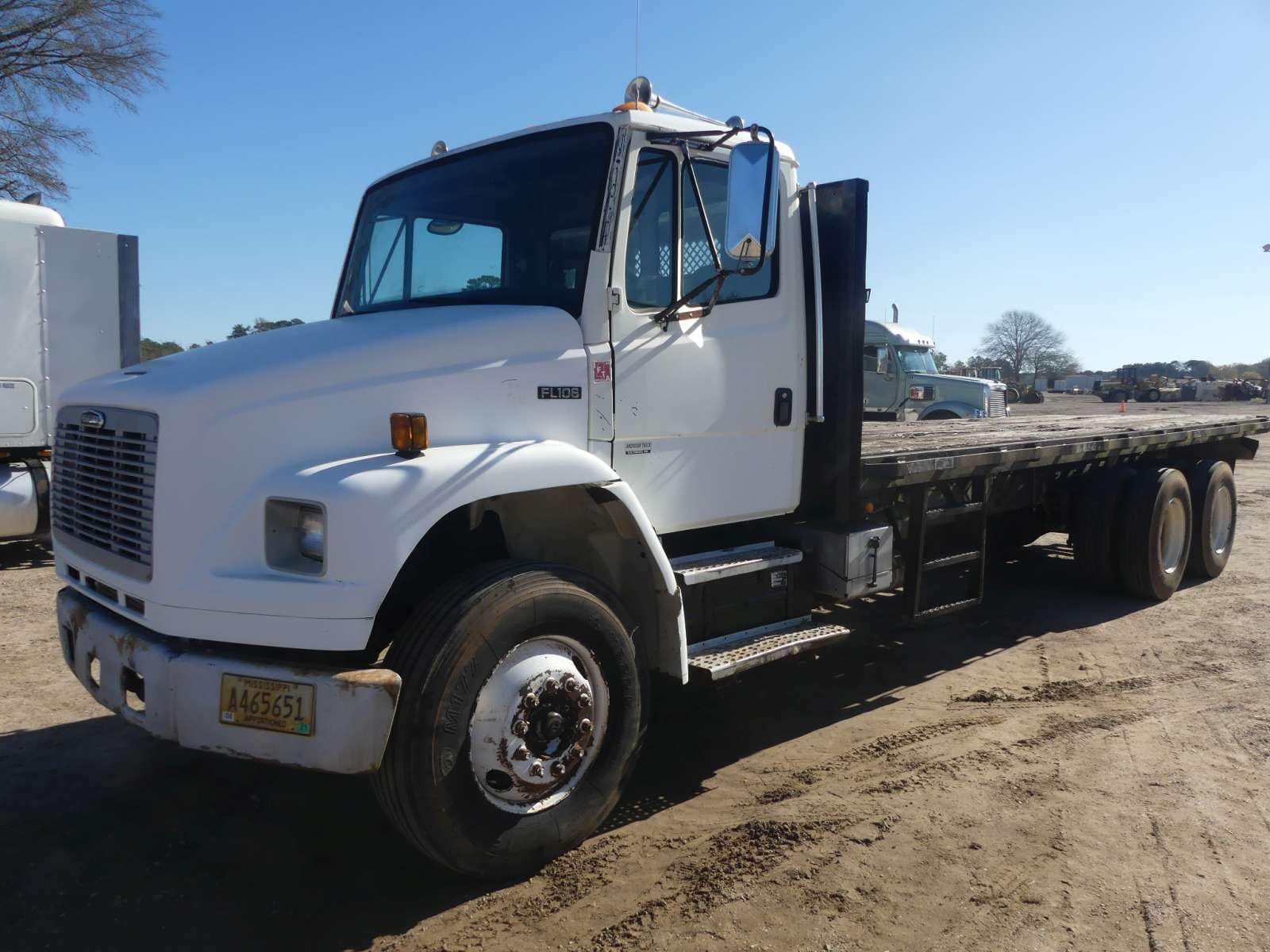 SOLD - 1999 Freightliner FL106 Lot No. 319071 Other