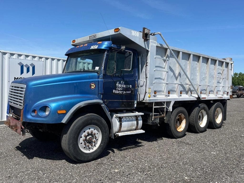 Image of Freightliner FL112 Primary image