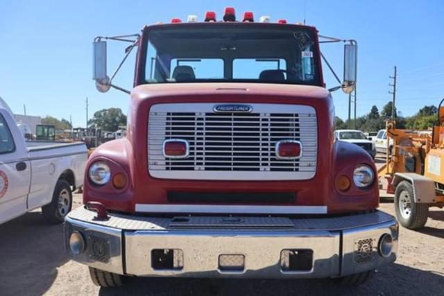 Image of Freightliner FL112 equipment image 1