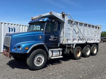 Main image Freightliner FL112