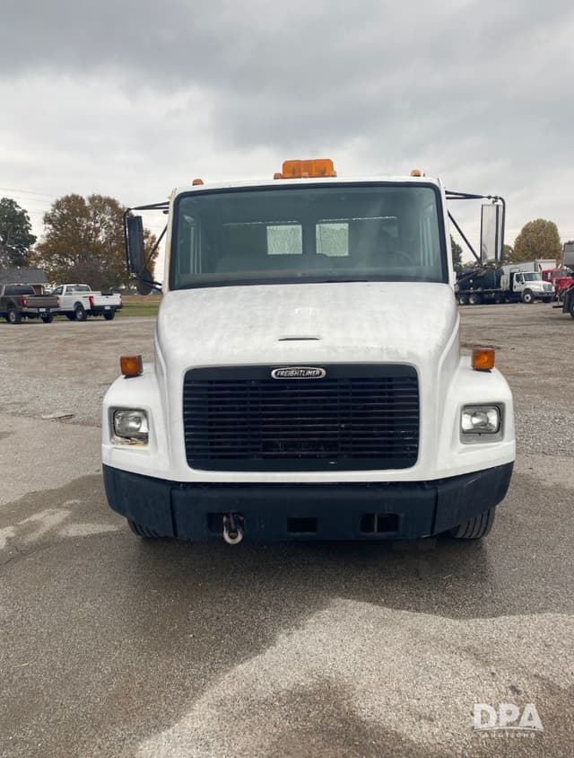 Image of Freightliner FL50 equipment image 1