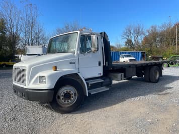 Main image Freightliner FL60