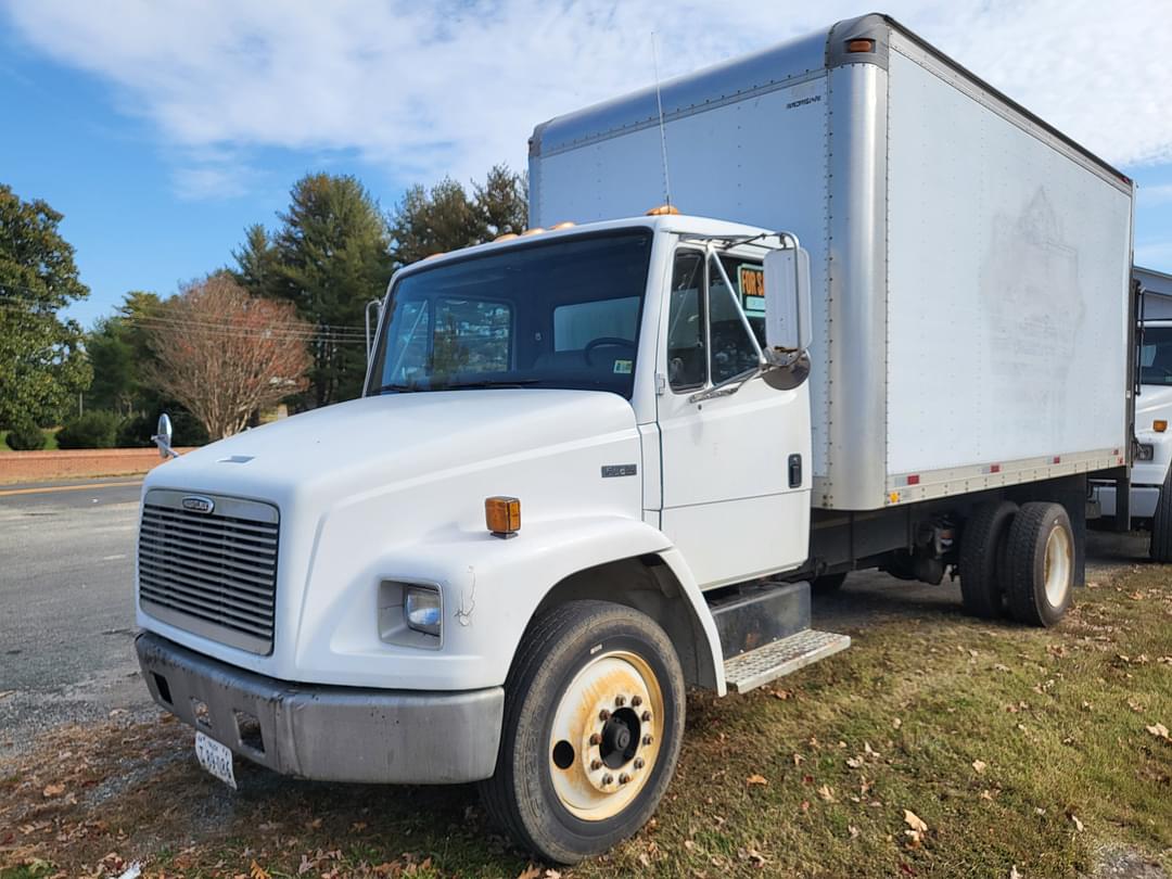 Image of Freightliner FL60 Primary image