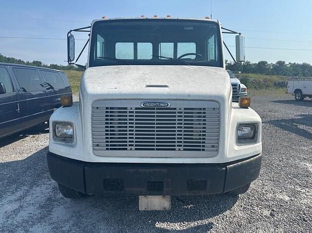 Image of Freightliner FL60 equipment image 1