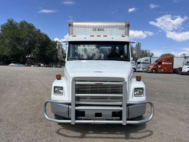 Image of Freightliner FL60 equipment image 1