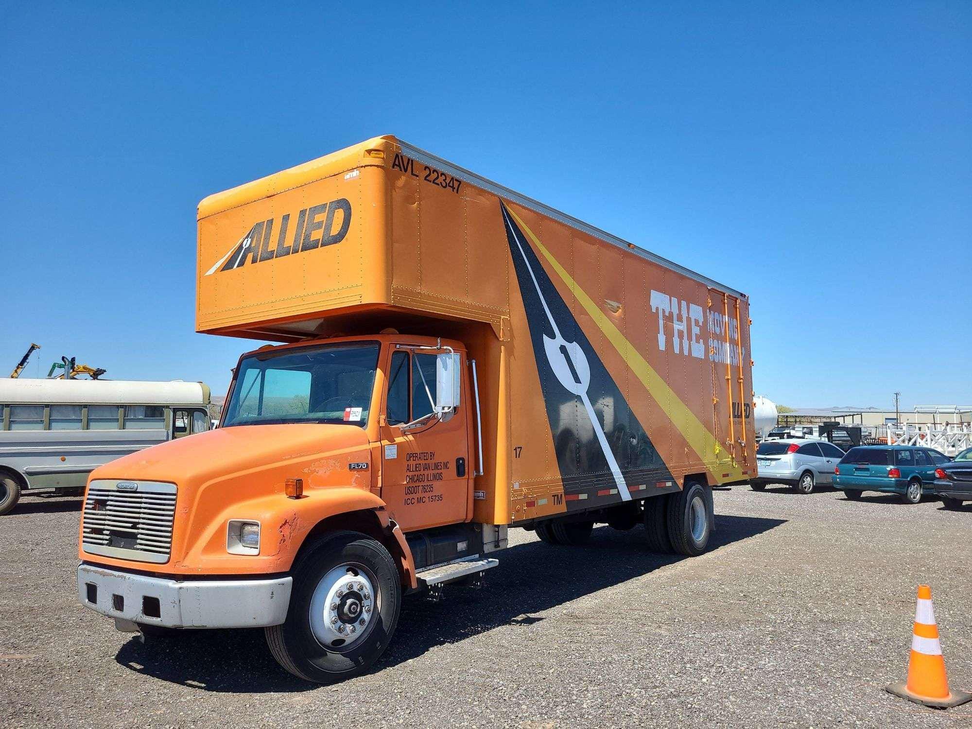 Main image Freightliner FL70