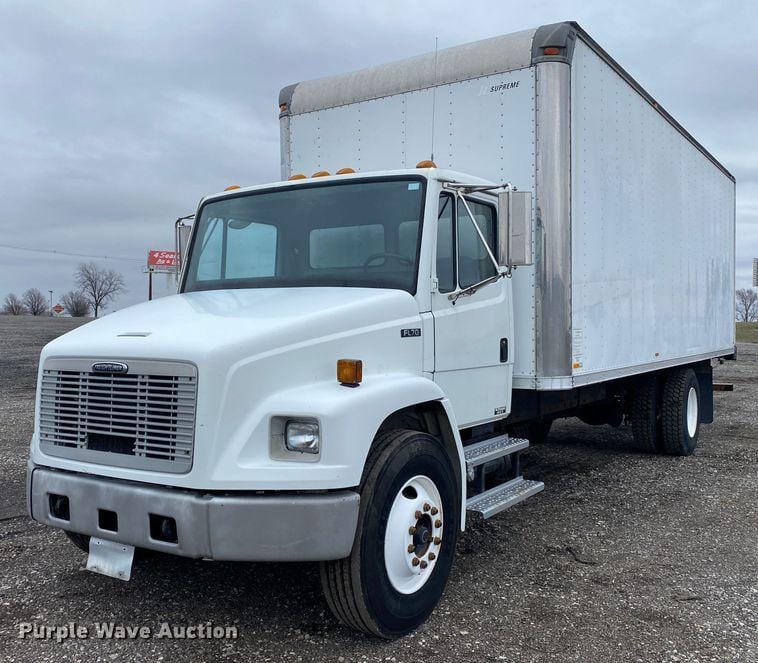 Main image Freightliner FL70