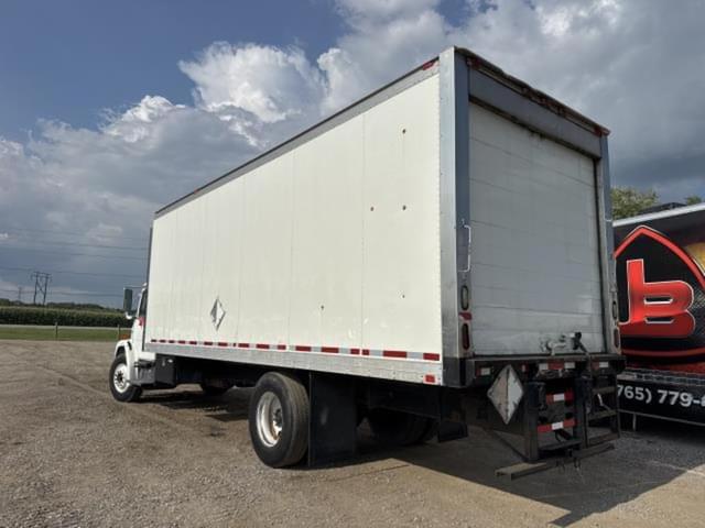 Image of Freightliner FL70 equipment image 1
