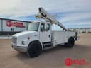 1999 Freightliner FL70 Image