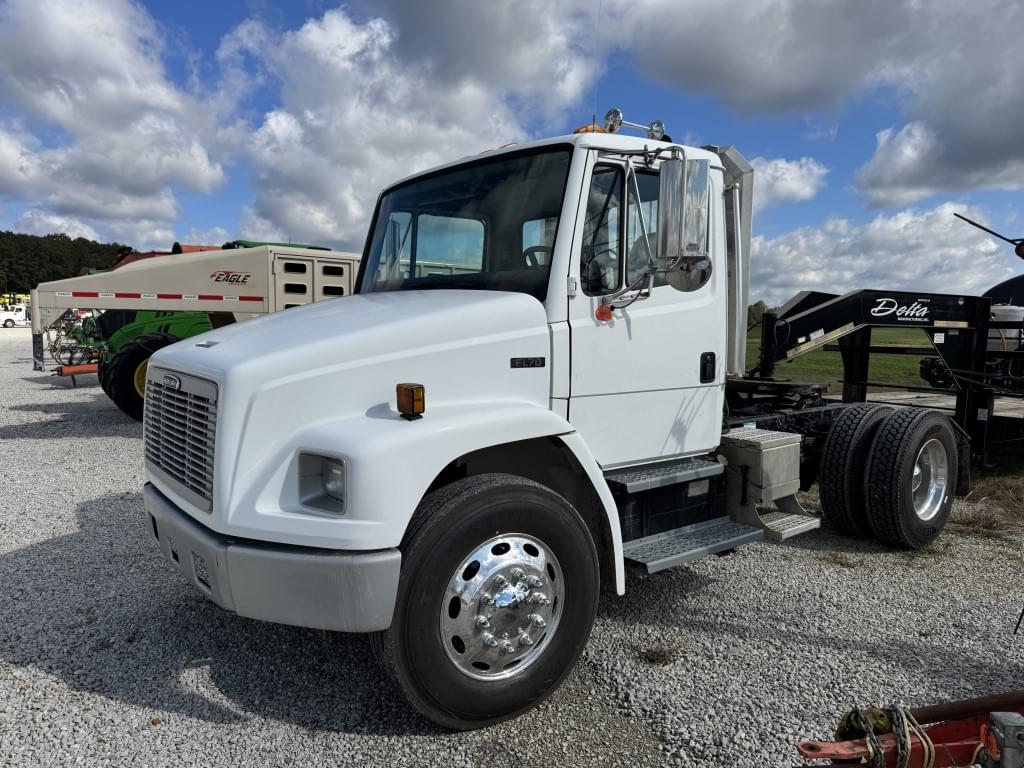 Image of Freightliner FL70 Primary image