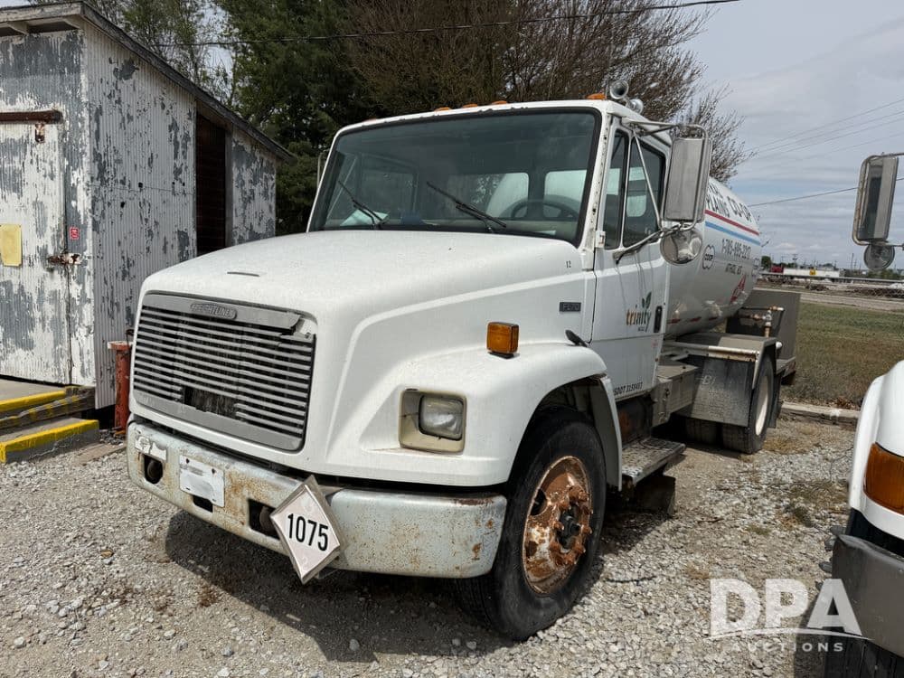 Image of Freightliner FL70 Primary image