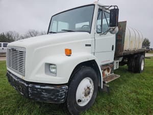 1999 Freightliner FL70 Image