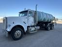 1999 Freightliner FLD120SD Image