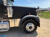 Thumbnail image Freightliner FLD 31