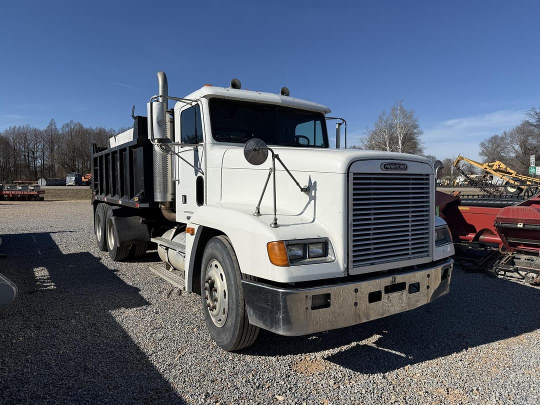 Image of Freightliner FLD120 Primary image