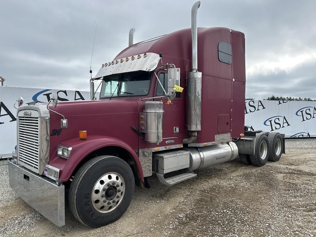 Image of Freightliner FLD120 Primary image