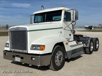 Main image Freightliner FLD120