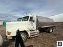 1996 Freightliner FLD120 Image