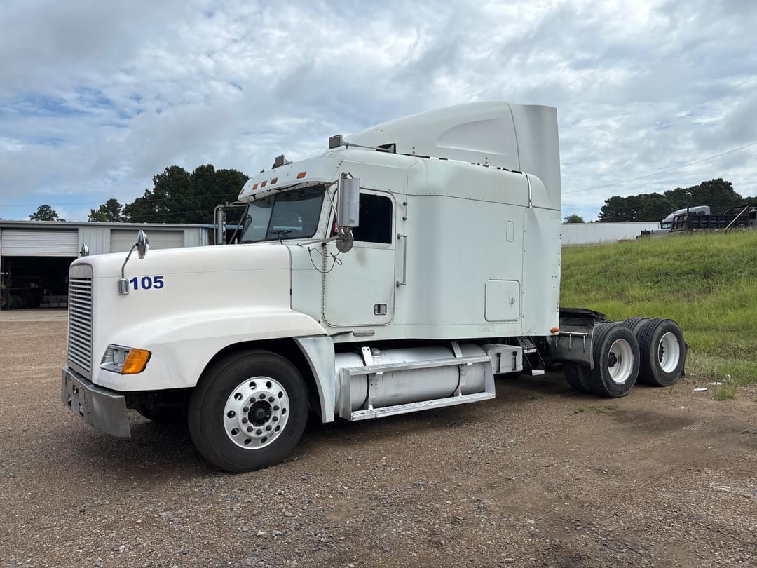 Image of Freightliner FLD120 Primary image