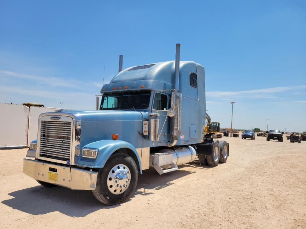 Image of Freightliner FLD120 Primary image