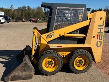 Main image Gehl 3310