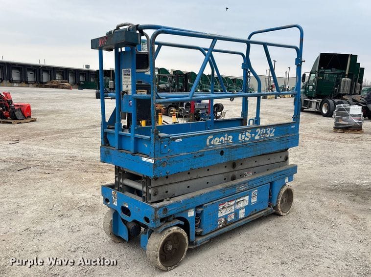 1999 Genie GS-2032 Equipment Image0