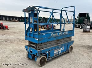 1999 Genie GS-2032 Image