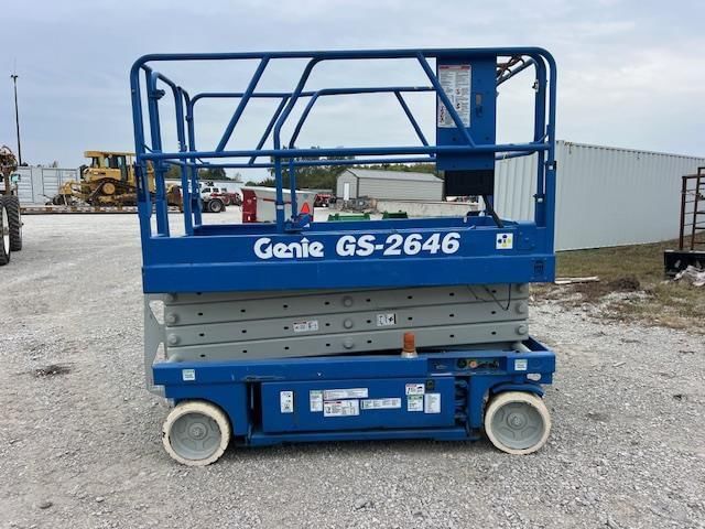 1999 Genie GS2646 Equipment Image0