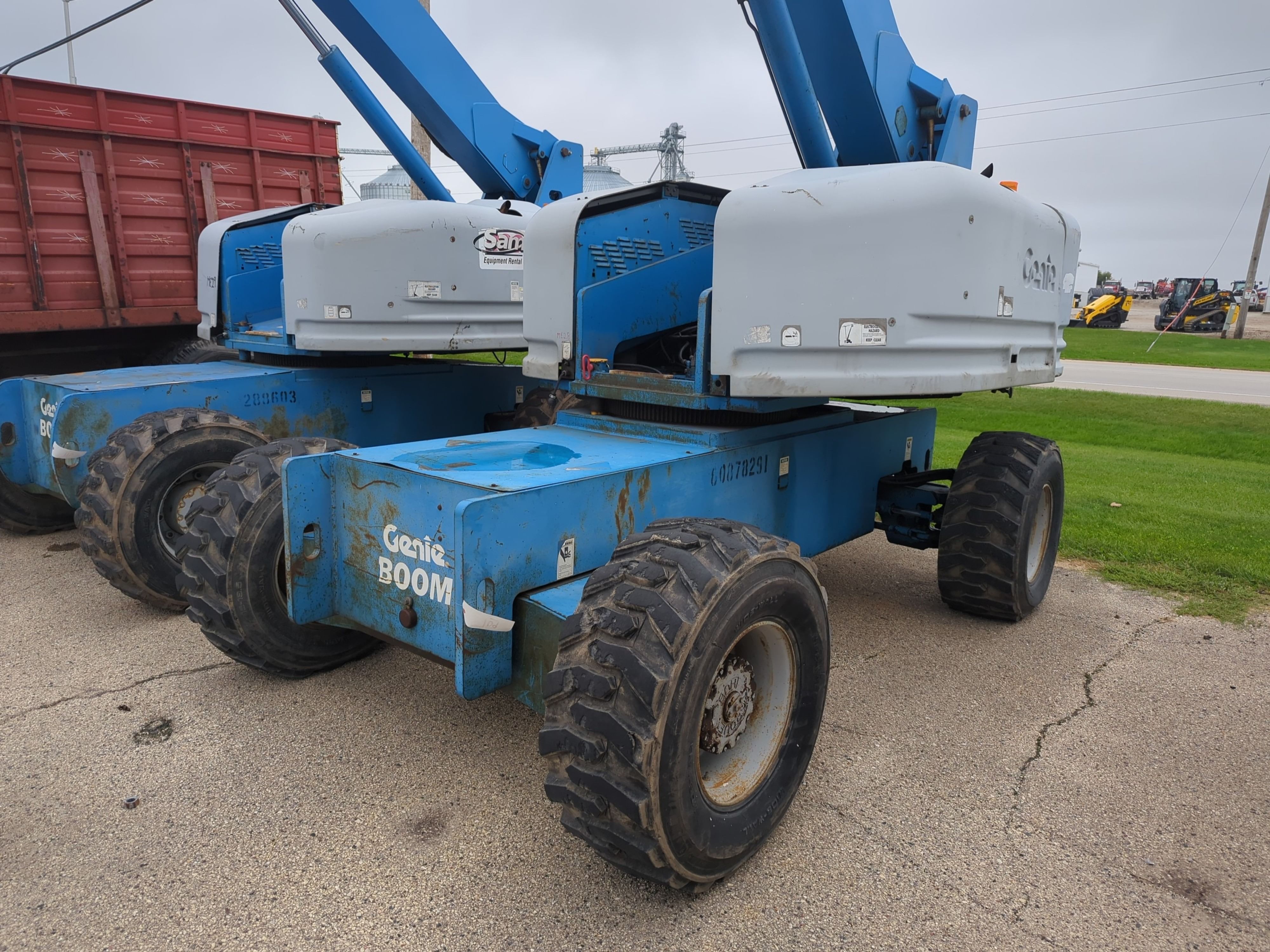 1999 Genie S-60 Equipment Image0