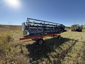 1999 Gleaner 800 Image