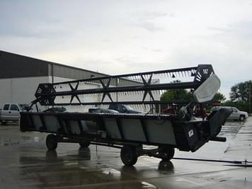 Main image Gleaner 830