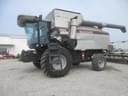 1999 Gleaner R62 Image